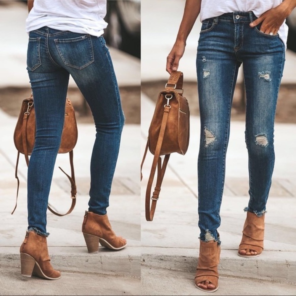 Vici Vivian Vintage Wash Destroyed Denim